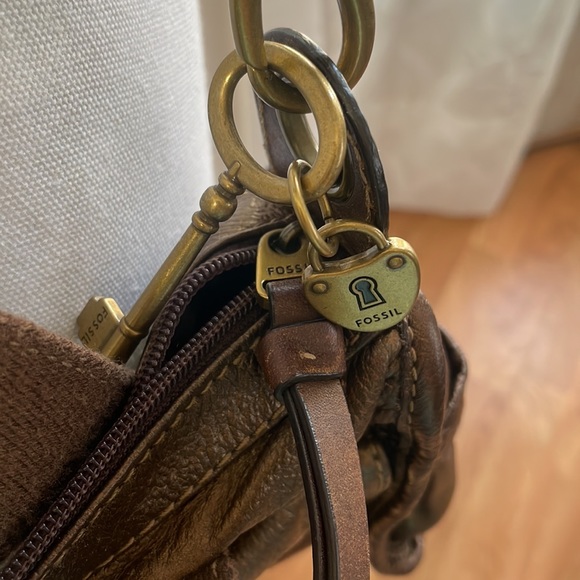 Fossil Metallic Brown  Leather Crossbody Bag - Picture 10 of 14